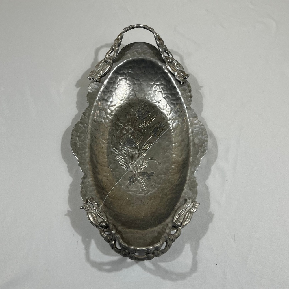 Rodney Kent Hammered Aluminum Tray Silver Tulip Floral Hand Wrought 404
